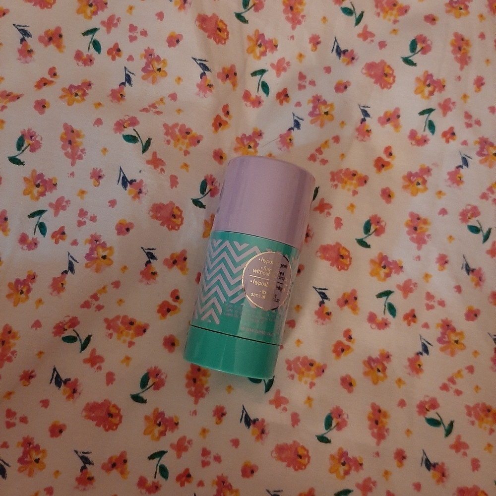 Tarte clean queen deodorant
